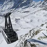 Du Soleil Hotel 2*